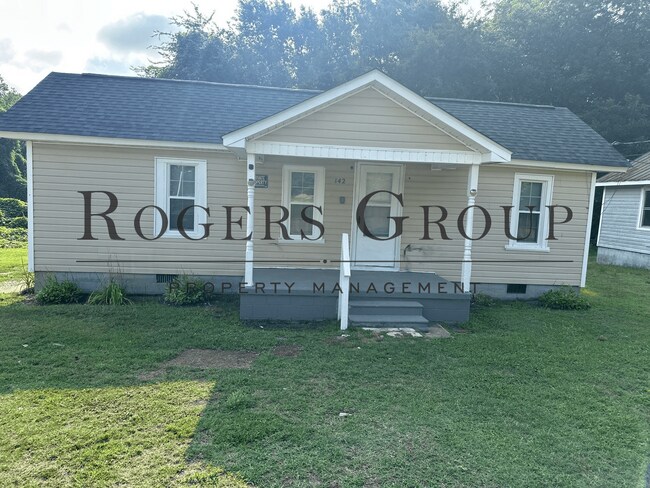Building Photo - *** $500 Rent Credit Special *** - Homes for Rent in Henderson NC - 142 Ransey Street - Schedule ...