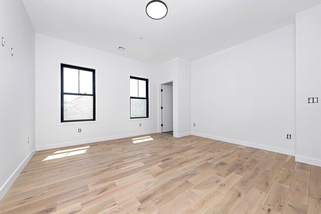 Building Photo - 33 Sweetser Terrace