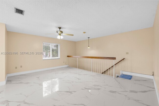 Building Photo - 1284 W 44th Pl