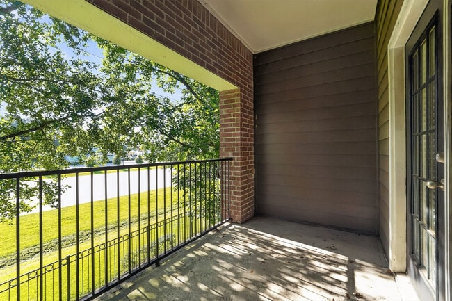 Building Photo - 5750 N Major Dr