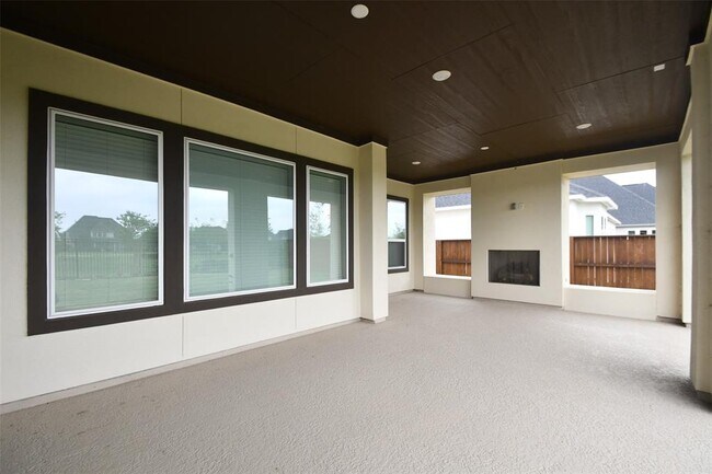Building Photo - 6939 Shoreline Vw Dr