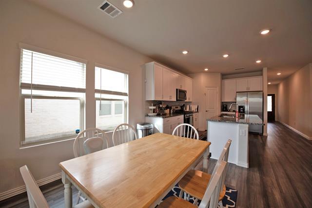 Building Photo - 1116 Blue Ridge Pl