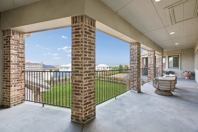 Building Photo - 2032 Courtland Drive