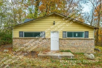 Building Photo - 4204 W Rd-