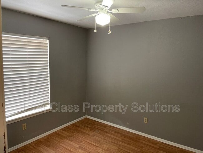 Building Photo - 4209 Willowisp Dr