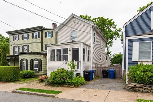 Building Photo - 18 Almy St