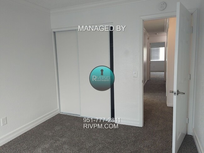 Building Photo - Beautiful 4-Bed, 2.5-Bath Upgraded Home wi...