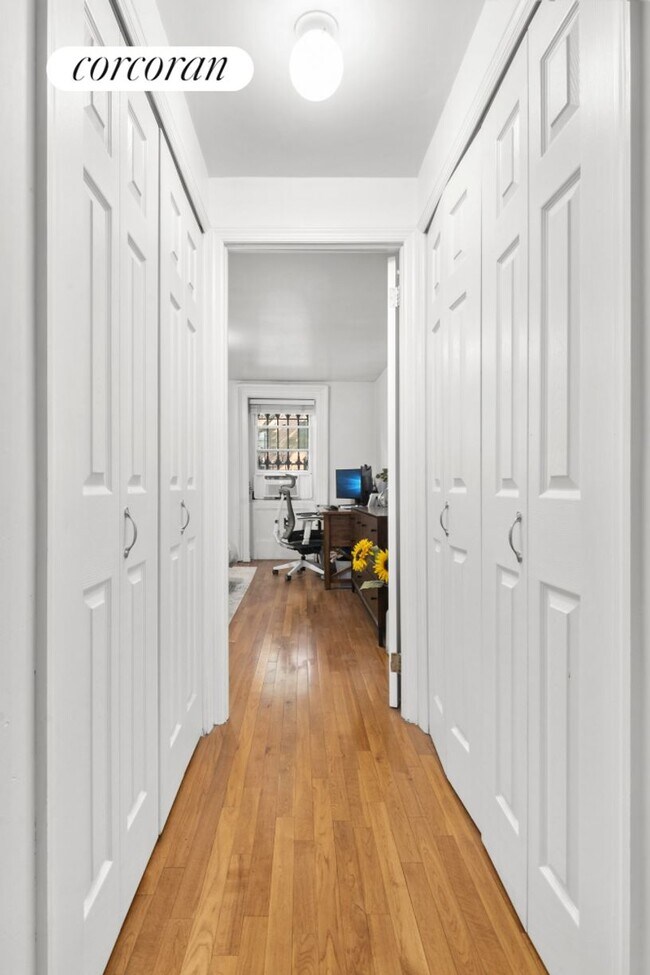 Building Photo - 90 Lafayette Ave