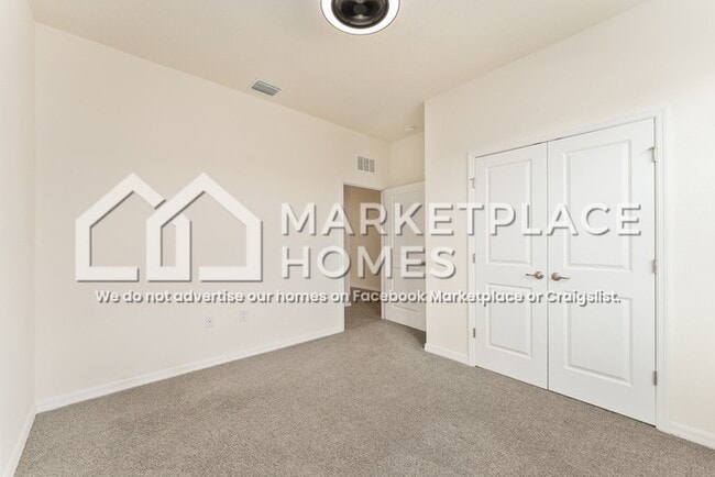 Building Photo - 4170 NW 48th Ter Rd