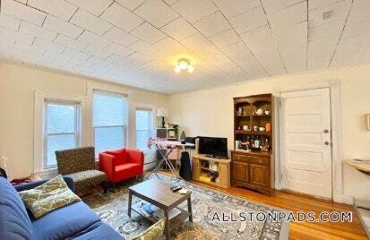 Building Photo - 50 Brainerd Rd