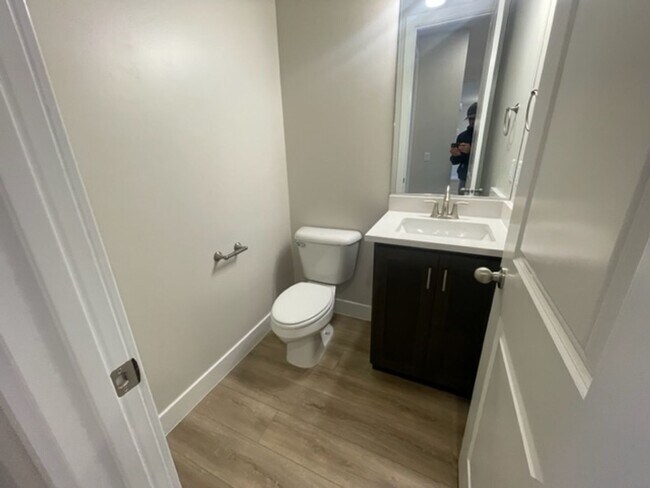 Building Photo - 2142 W 380 S