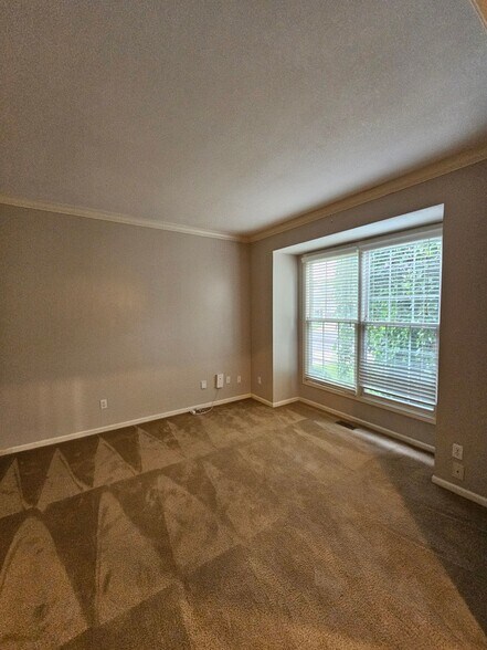 Building Photo - 14117 Parkhill Ln