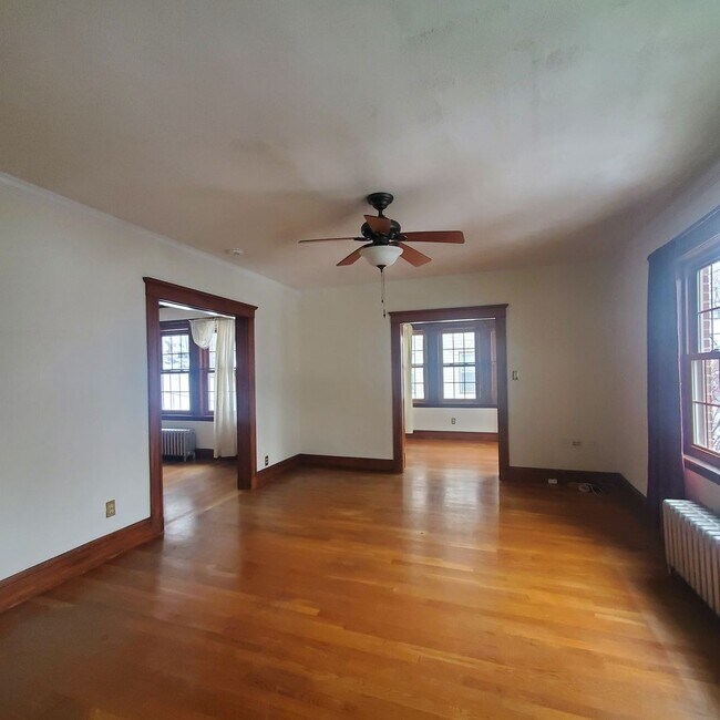 Building Photo - Charming Roslindale 2 Bd 1 Bath w Garage and Green Space