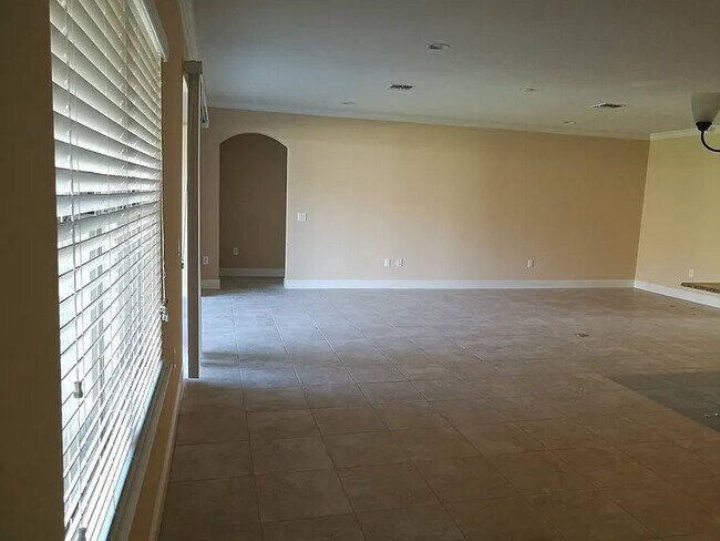 Building Photo - 508 Cinder Point