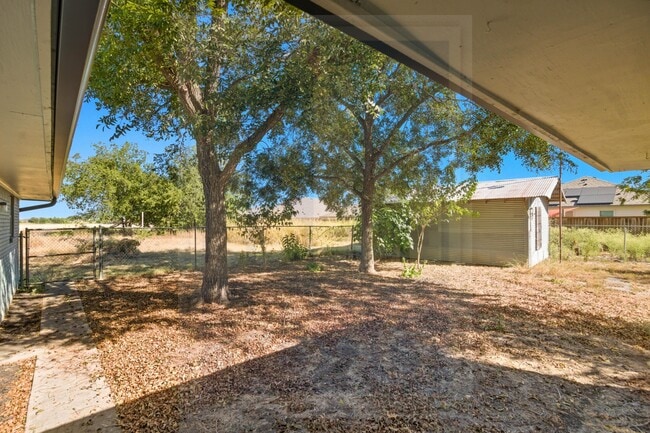 Building Photo - 609 Carlos G Parker Blvd NW