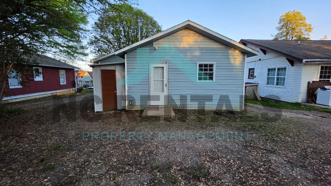 Building Photo - 114 N Jackson Ave