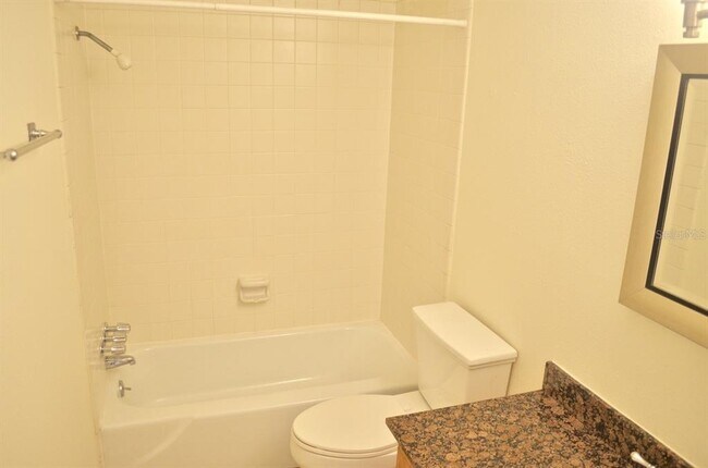 Building Photo - 3360 S Osprey Ave
