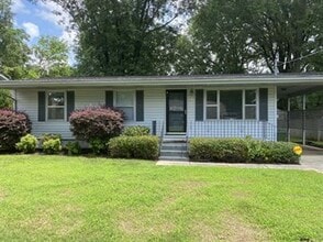 Building Photo - Charming 3 Bedroom, 2 Bath Home Near UAH!