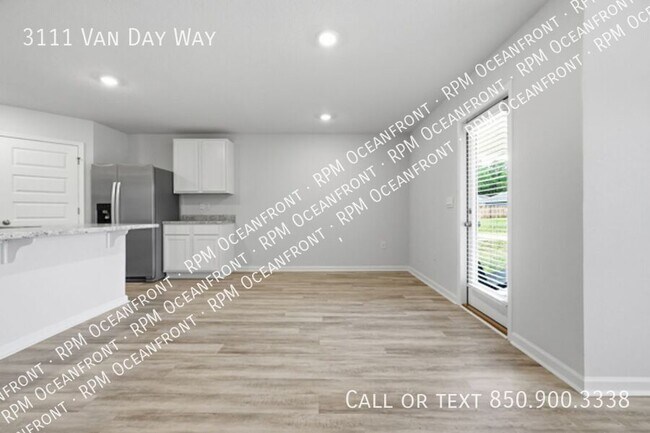 Building Photo - 3111 Van Day Way