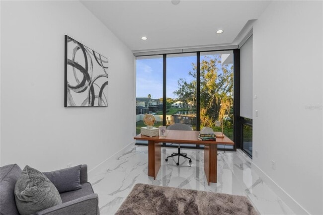 Building Photo - 7608 Antilla St