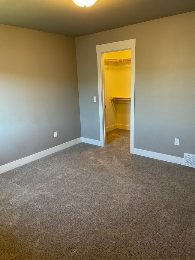 Building Photo - Beautiful home in Josephine Crossings