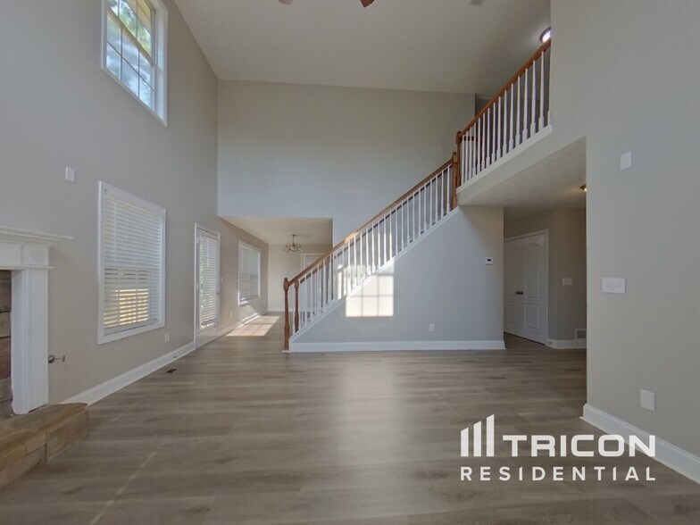 Building Photo - 249 Indian Lake Trail