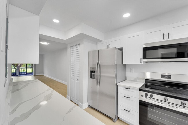 Building Photo - 6200 NW 44th St