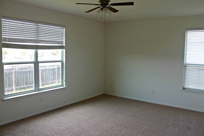 Building Photo - 3 Bedroom, 2 Bath Home in Round Rock