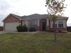 Building Photo - 522 Robinwood Dr