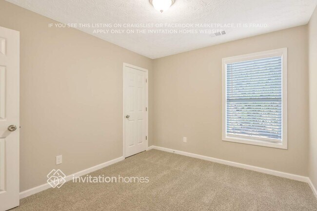 Building Photo - 212 Winterbury Dr