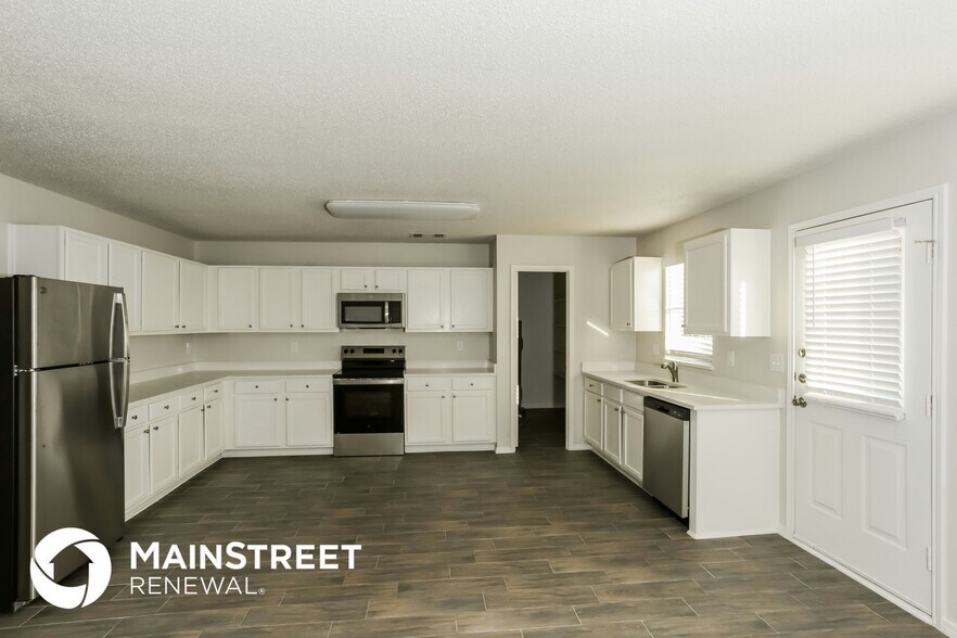 Building Photo - 5373 Royal Birkdale Dr