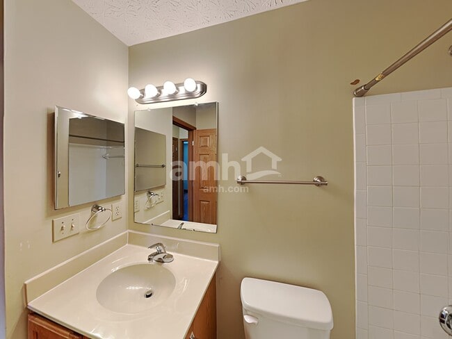 Building Photo - 268 Brandie Dr