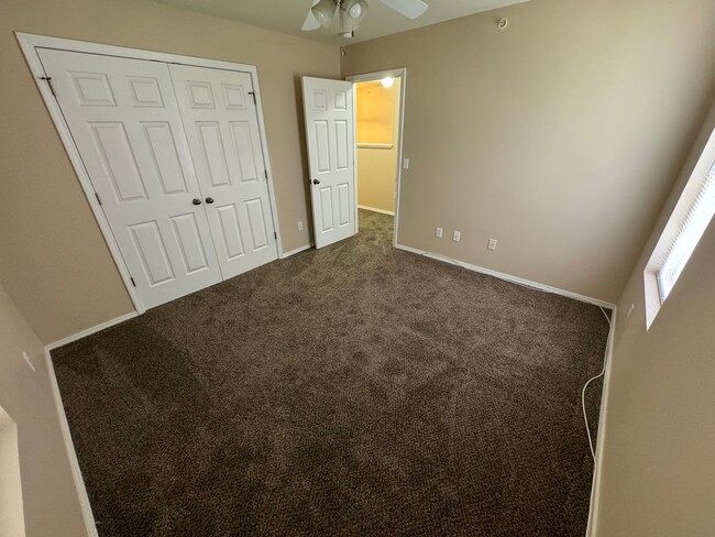 Building Photo - Clifton Heights Apartments - 1 Bedroom 1 b...