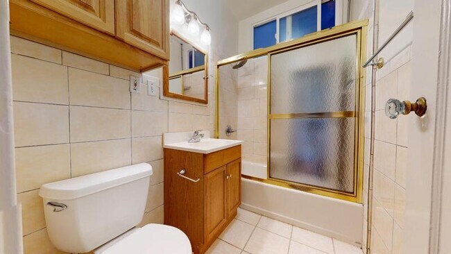 Building Photo - 601 Stockton St