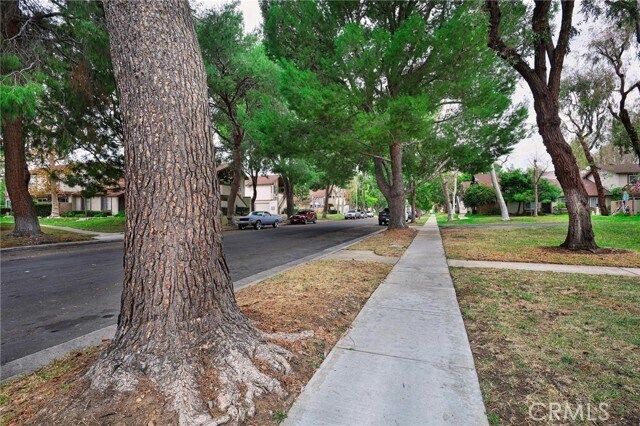 Building Photo - 1740 N Willow Woods Dr