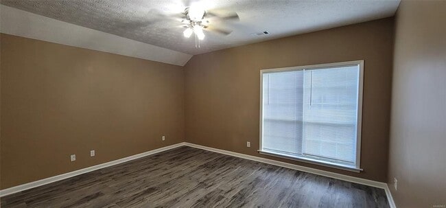 Building Photo - 7554 Pinnacle Point