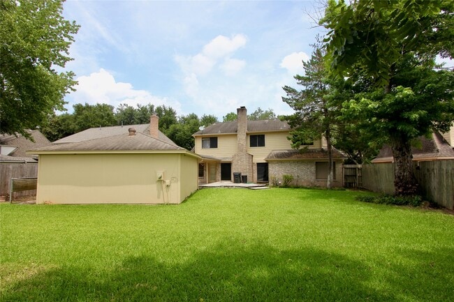 Building Photo - 2422 Stephens Grant Dr