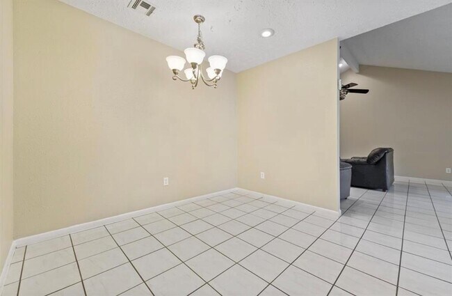 Building Photo - 1334 Great Dover Cir