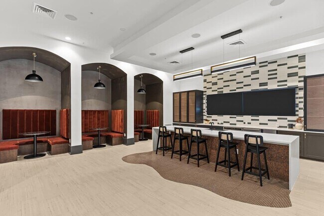 Building Photo - 3706 Goodwin Ave