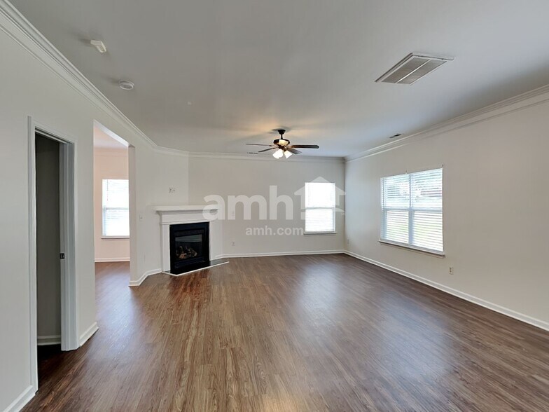 Building Photo - 5618 Stowe Derby Dr