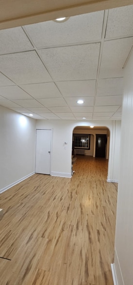 Building Photo - 1229 S Broad St