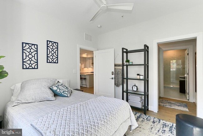 Building Photo - 635 Slaters Ln