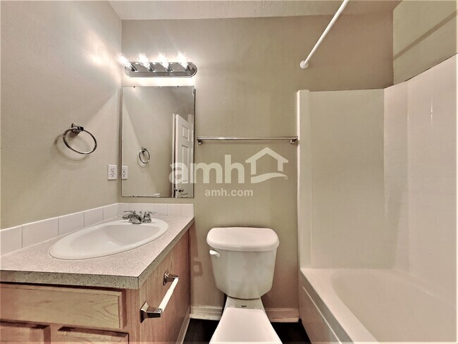 Building Photo - 19817 Alleghenny Way