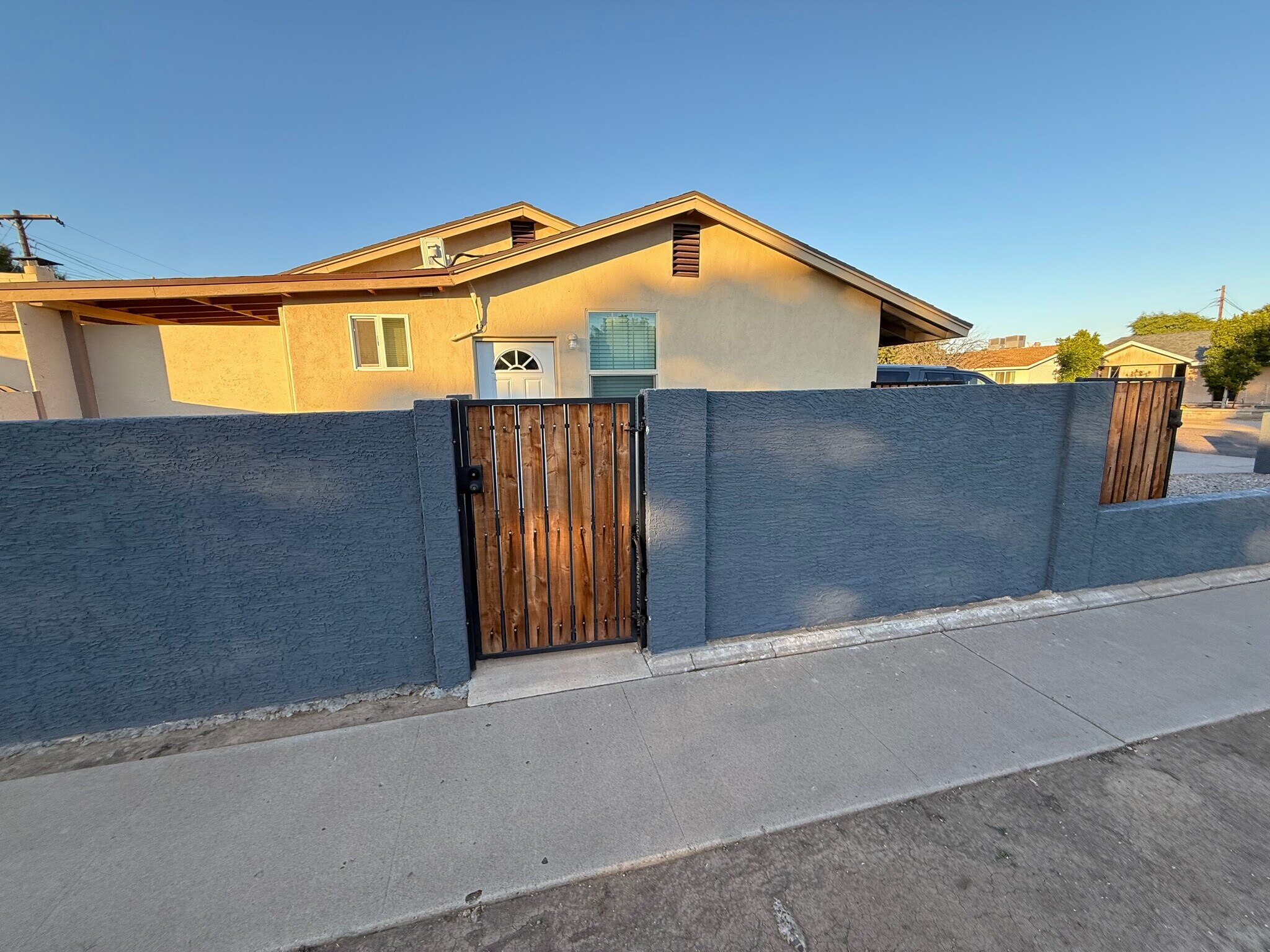 Entrance to the property from street. - 7342 N 38th Dr
