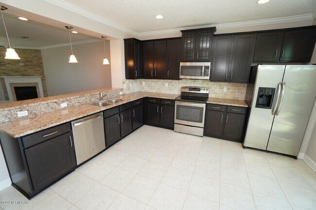 Building Photo - 4314 Ellipse Dr