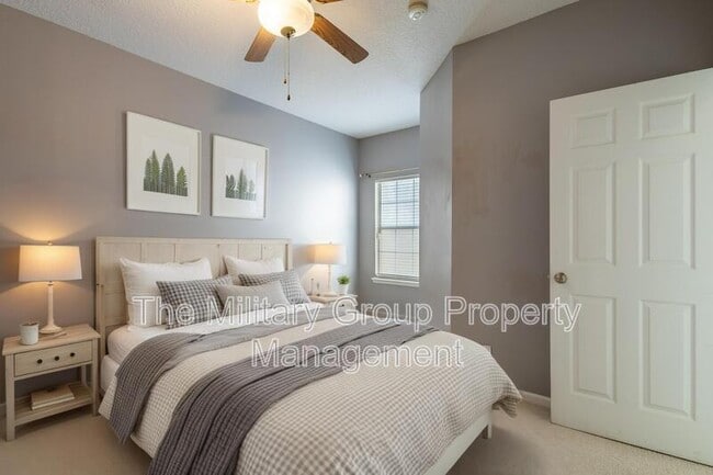 Building Photo - 9777 Summer Grove Way W