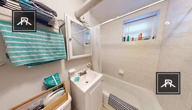 Building Photo - 1 bedroom in Somerville MA 02144