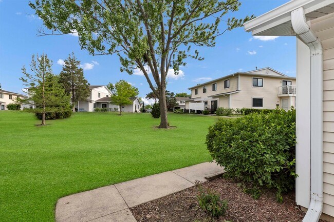 Building Photo - 707 Sunfish Point