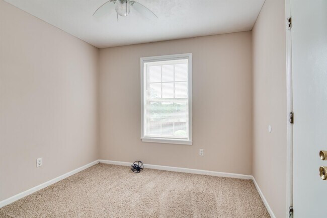 Building Photo - 3453 Pine Hill Rd