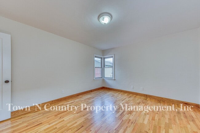 Building Photo - Charming 2BR/1BA Home in South Salinas!